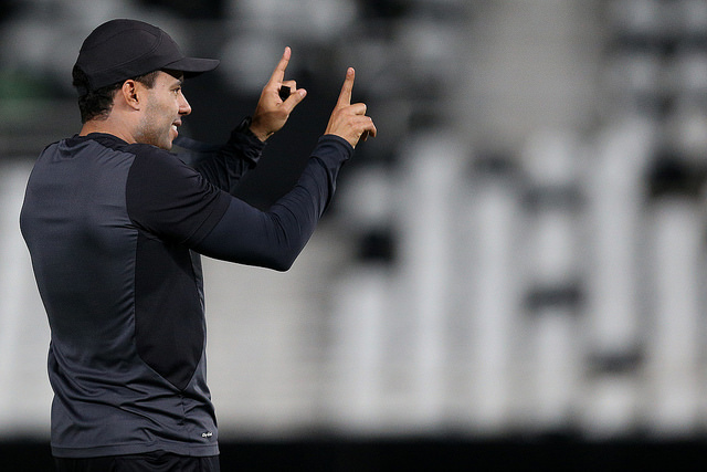 Após testes realizados pelo técnico, Botafogo deverá entrar em campo com força máxima na estreia da equipe na Copa do Brasil.